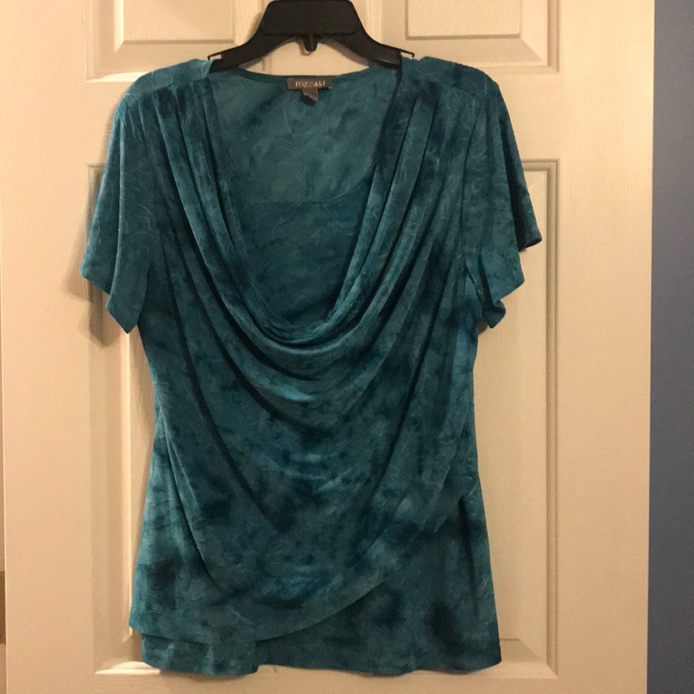 Beautiful teal green top